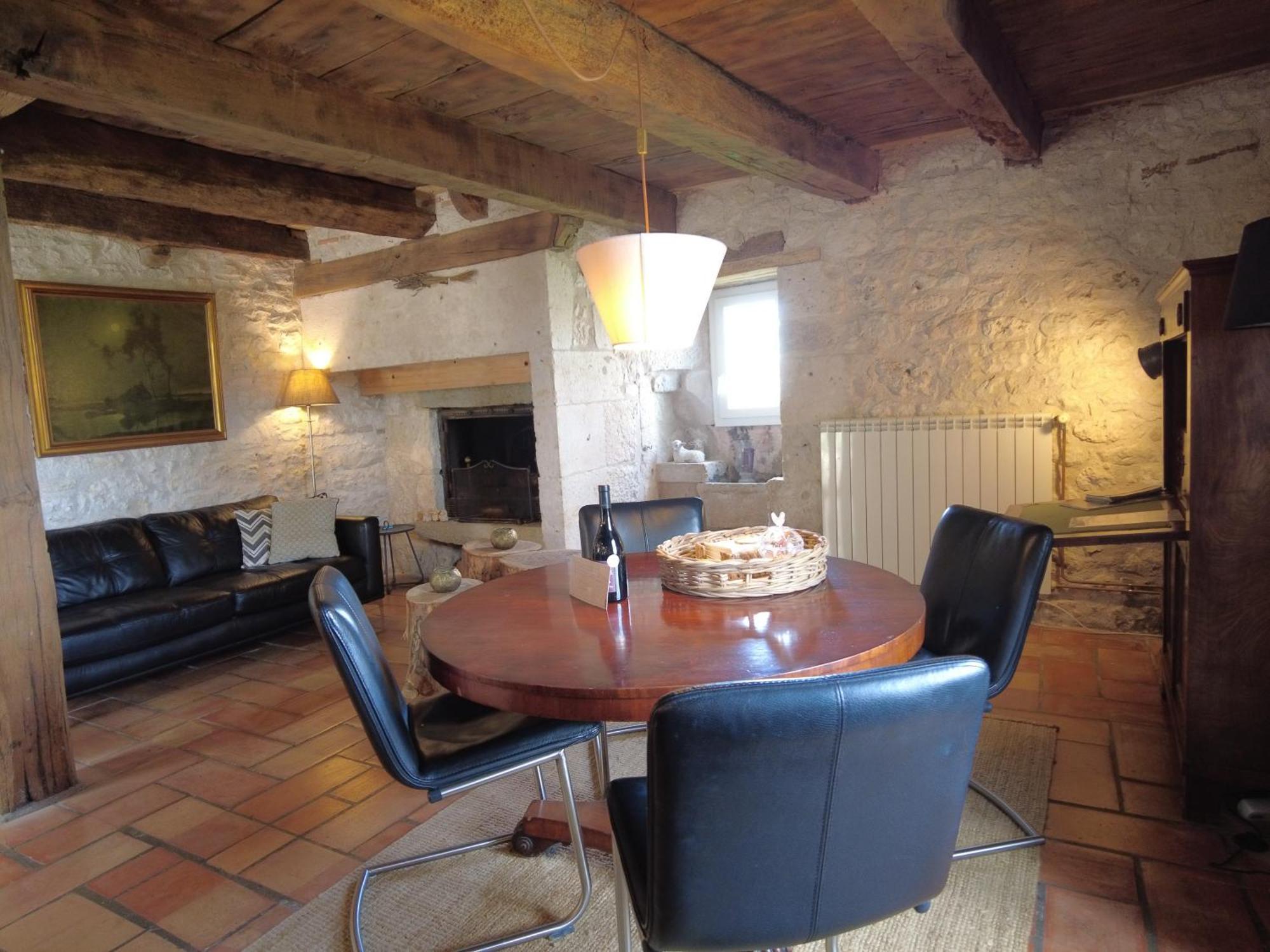 Apartamento Bergerie Le Vieux Manoir Valeilles Exterior foto